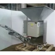 Тестоделитель Кузбасс 68-2М (черн. исп.) 2 част.преобраз.,бункер 100л.